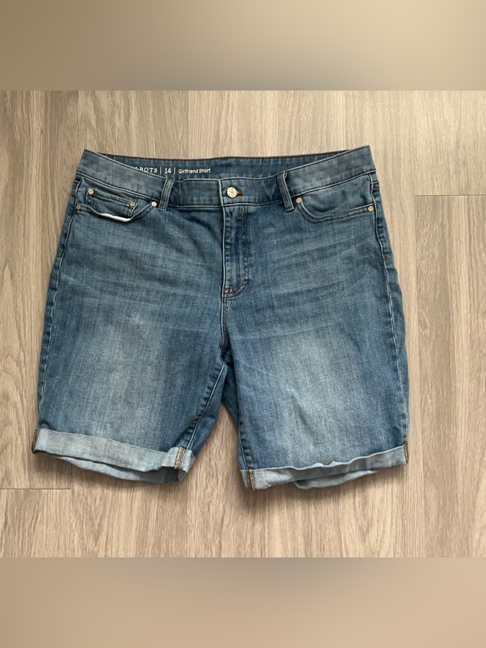 Talbots Girlfriend Denim Shorts Size 14 Cuffed Stretch Jean Shorts